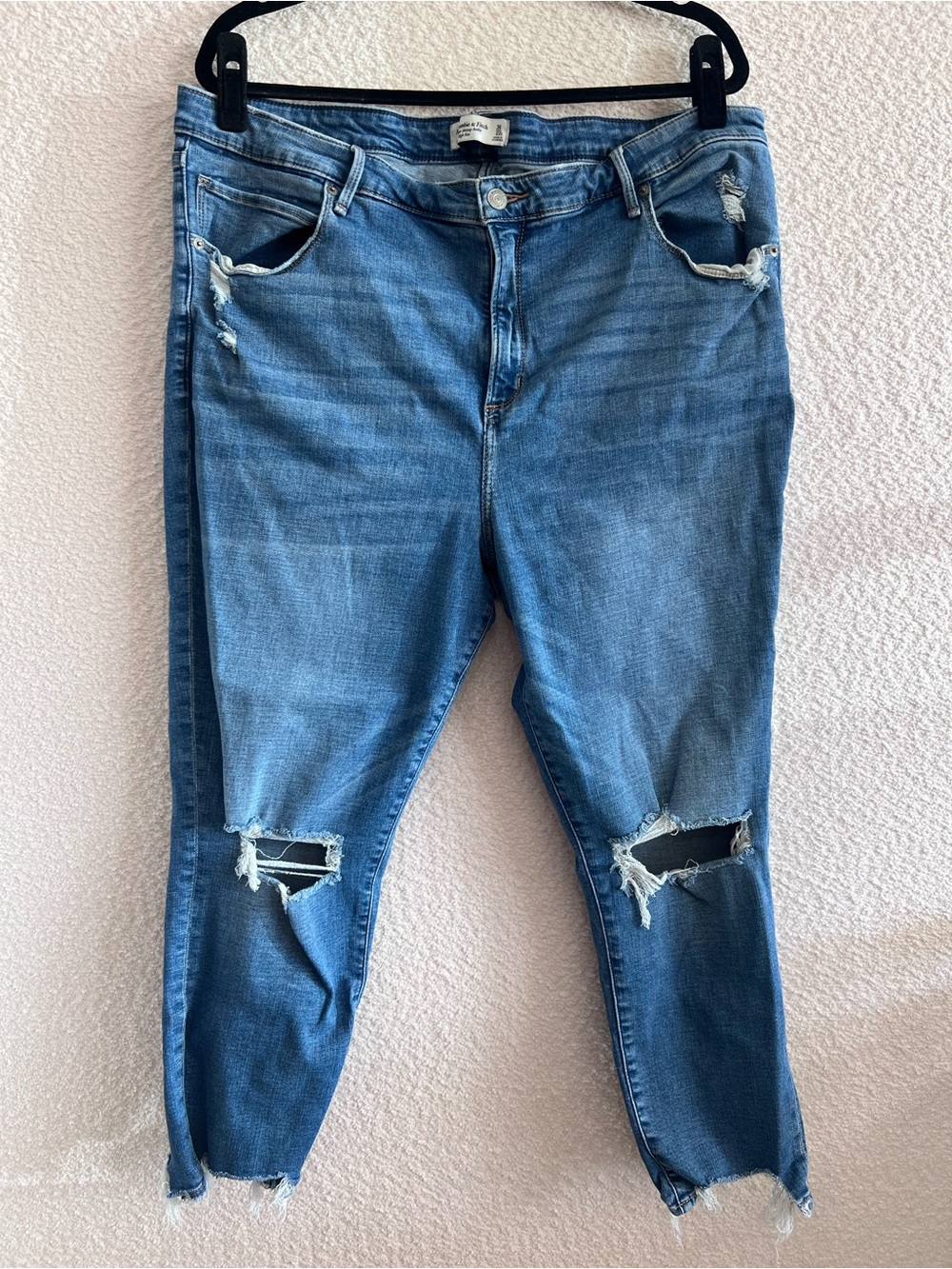 Abercrombie & Fitch Women’s Super Skinny Ankle High Rise Jeans Size 22 Short